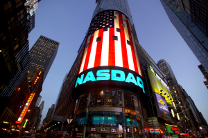 Nasdaq работает с 7 криптовалютными биржами